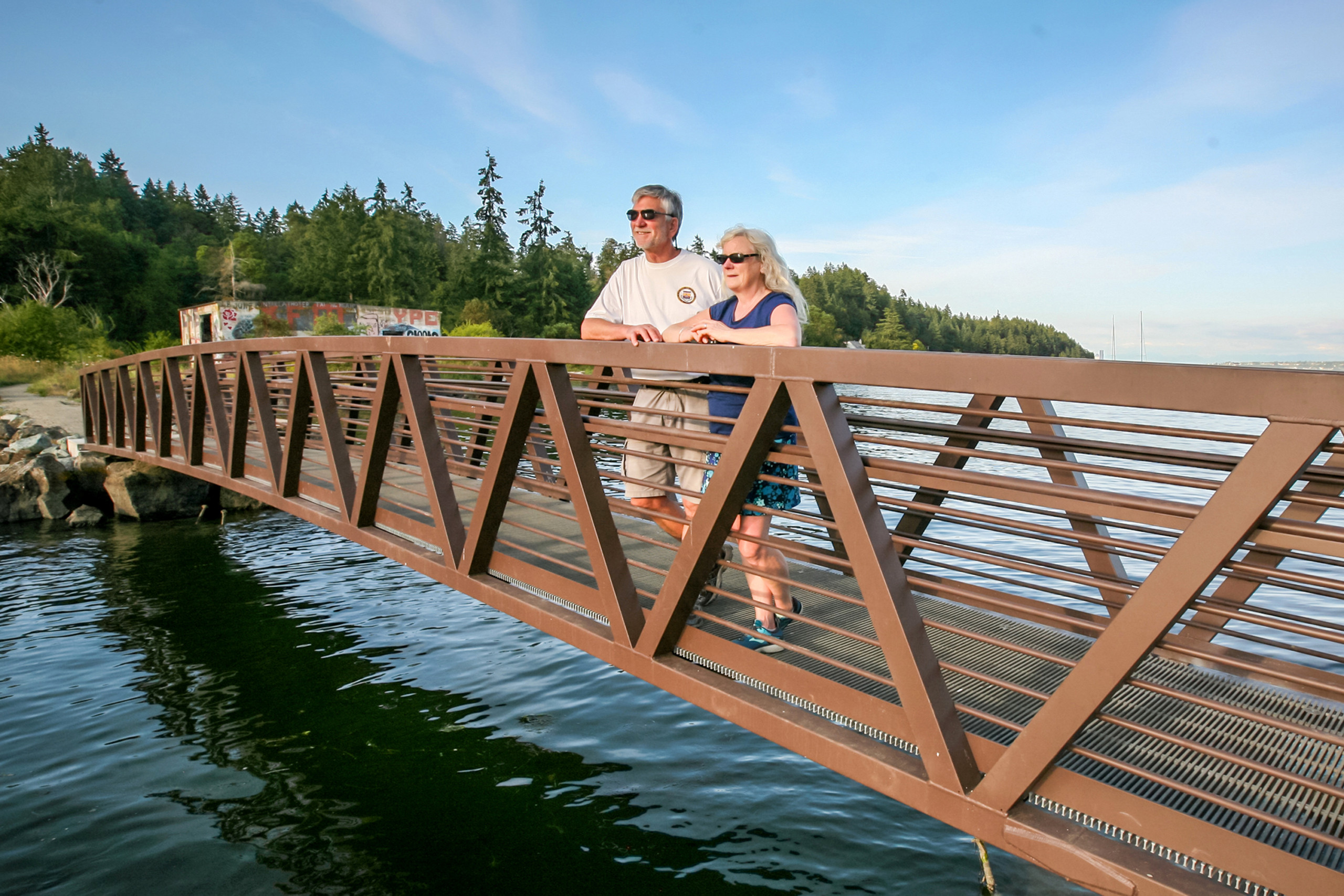 blakely-bridge-couple crop-in